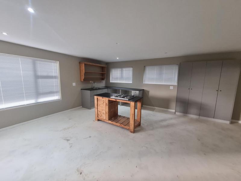 To Let 1 Bedroom Property for Rent in Somerset West Western Cape